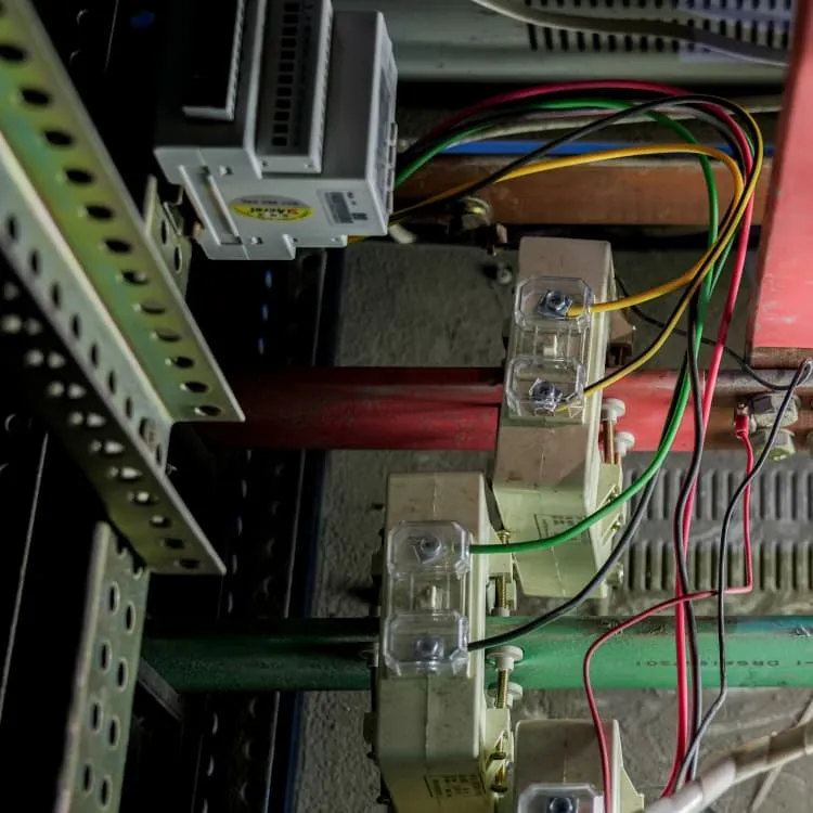 Photovoltaic energy storage discharge optimization control
