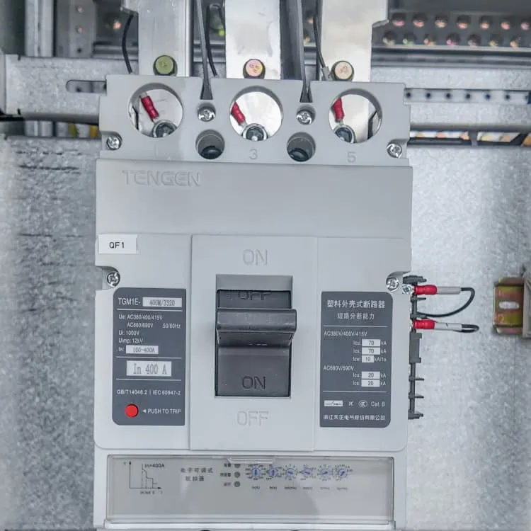 Commercial use of energy storage equipment